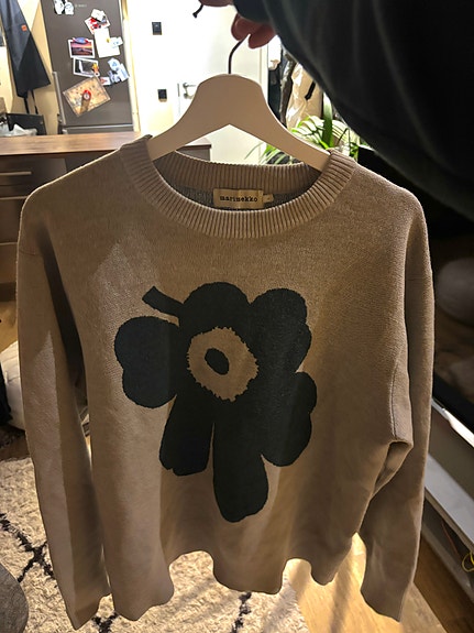 Unikko Marimekko neule