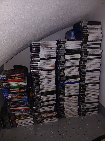 playstation pelit ps1 ps2 ps3 ps4 ps5 pelejä