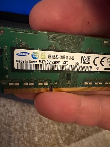 Samsung  DDR3 SO-DIMM 4 GB 1600 MHz