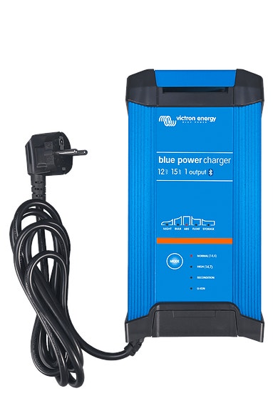 Victron Blue Smart IP22 Bluetooth-laturi 12V 15A (1)
