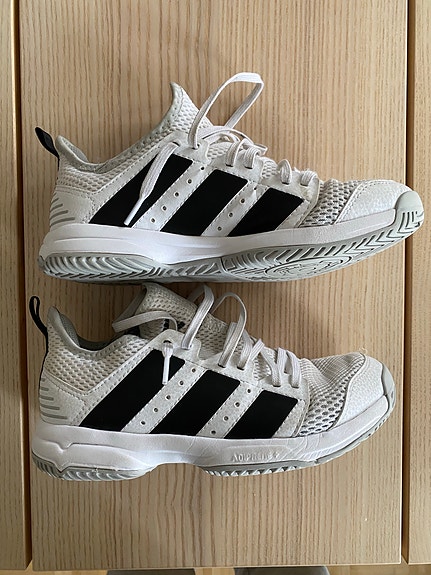 Adidas sisäpeli salibandy kengät koko 36