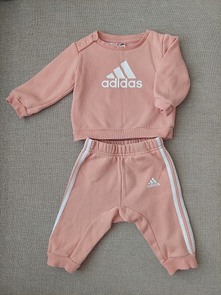 Adidas 68 persikansävyinen college paita + housut / collegeasu