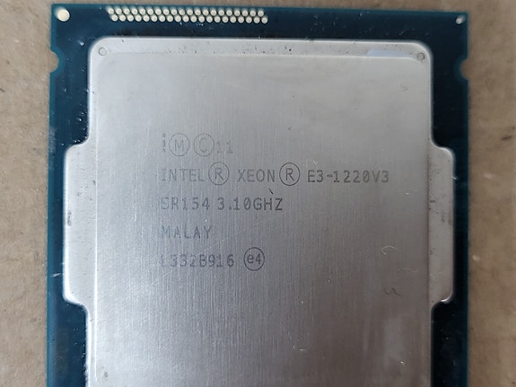 Xeon prosessoreita 1150 ja 2011