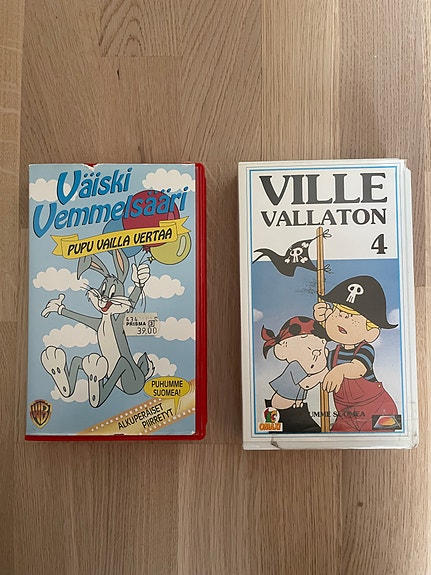 VHS-kasetti 2 kpl