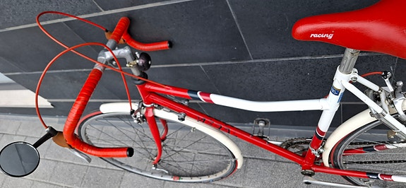 Product image 2 of 9