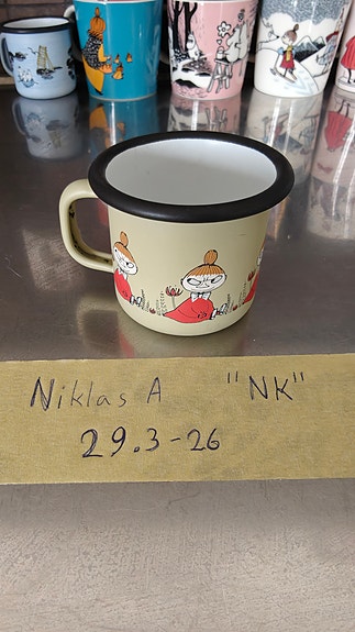 Muumimuki "Pikku Myy" emali