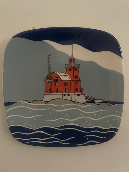 Arabia Porkkalan majakka seinälautanen 20 x 20 cm kova fajanssi