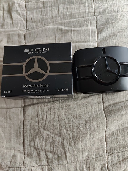 Mercedes Benz hajuvesi