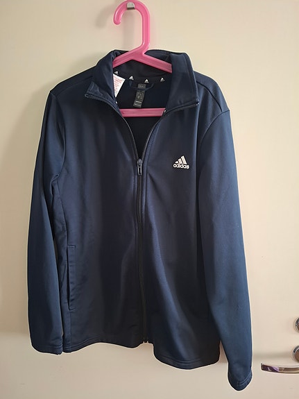 Adidas verkkapuku, koko 152.