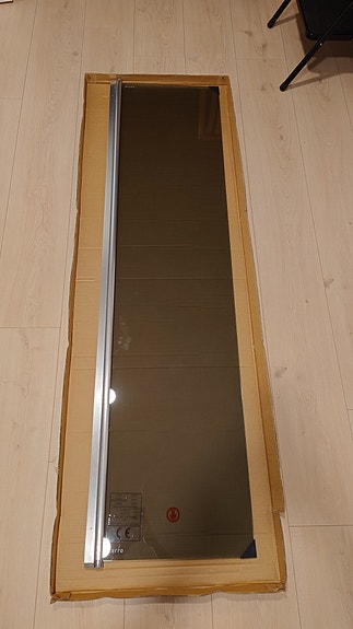 Käyttämätön suihkuseinä, kääntyvä savulasi 50cm