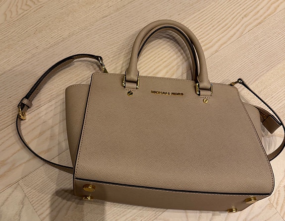 Michael Kors Selma käsilaukku