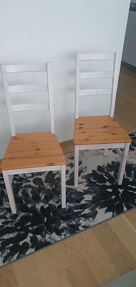 Tuoleja 2 kpl