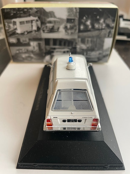 Product image 4 of 8