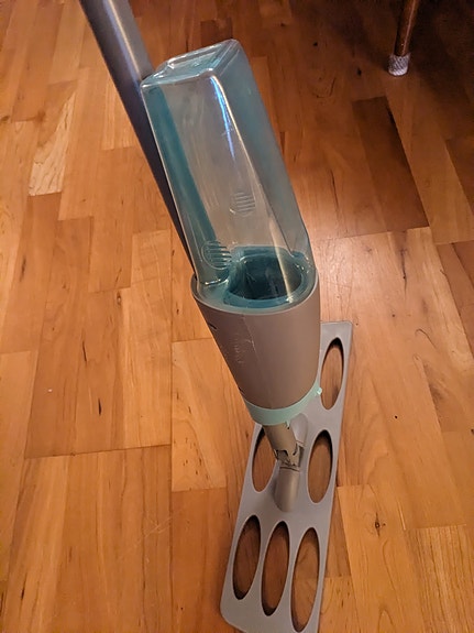 Moppi vesisäiliöllä