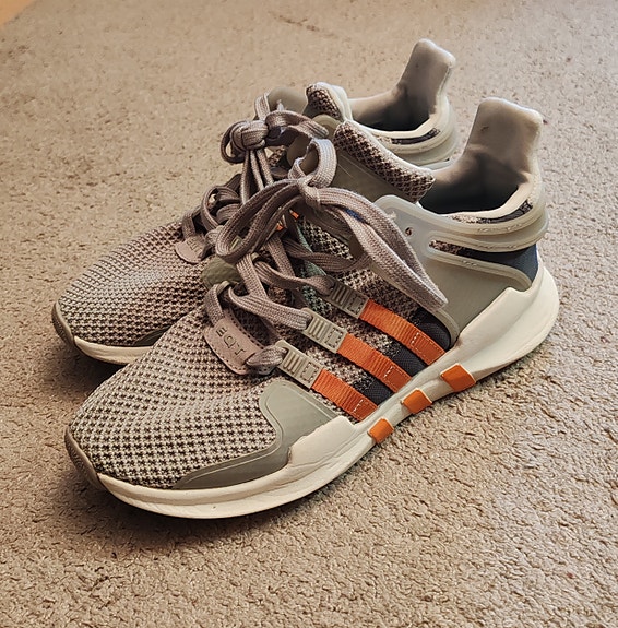 Adidas juoksukengät koko 38 harmaa