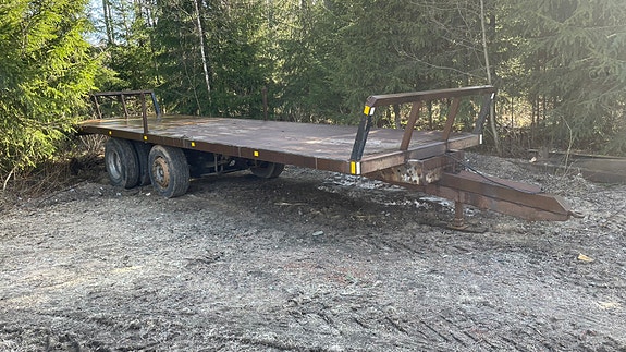 Paalikärry 9,4m jousiteli