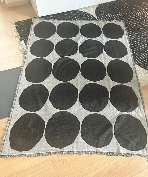 Marimekko Kivet huopa