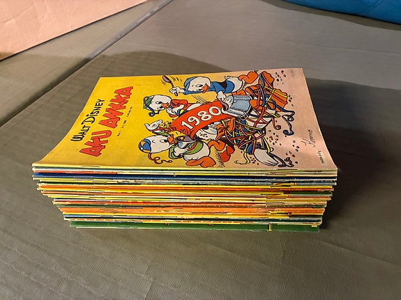 Aku Ankka vuosikerta 1980 (52 lehteä)
