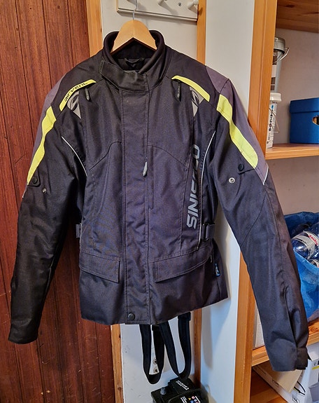 Sinisalo MP ajopuku takki ja housut musta keltainen, koko 54 (XL)