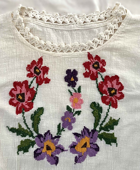 VINTAGE 70-luvun kirjailtu pitsikoristeinen valkoinen paita boho retro XS S
