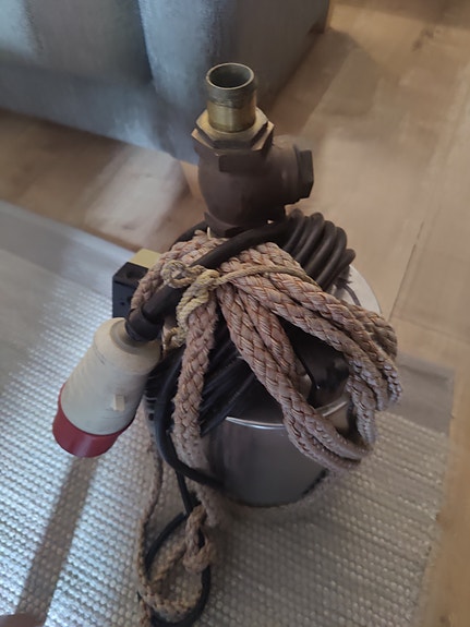 Laadukas Grundfos uppopumppu