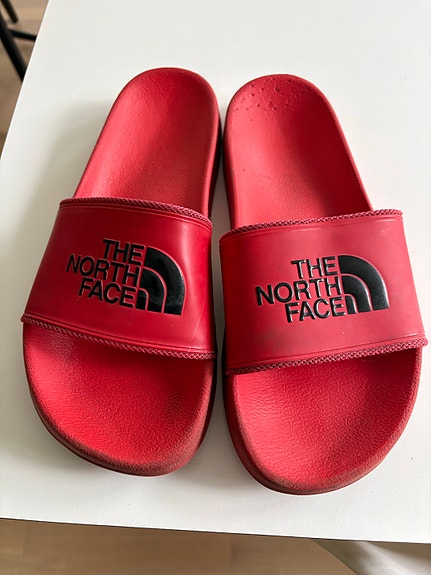 The North Face sandaalit koko 40