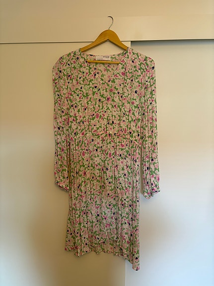 Selected Femme mekko