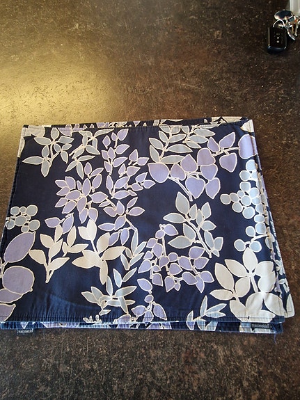 Marimekko tabletit, neljä kappaletta