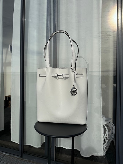 Michael Kors naisten käsilaukku valkoinen