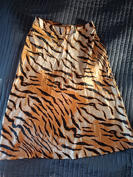 Vero moda hame M
