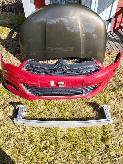 Citroen C4 ll 2011-2018 konepelti,puskuri ja palkki