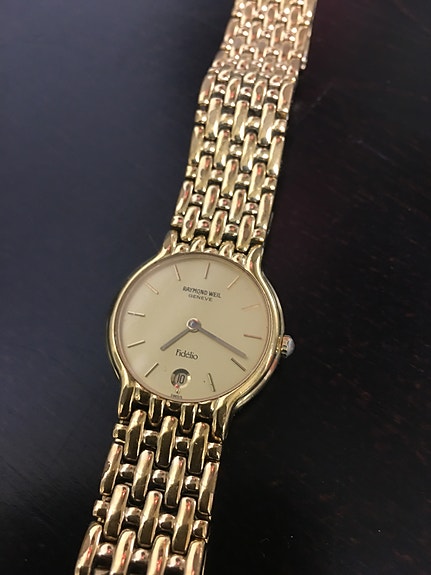 Kultakello Raymond Weil