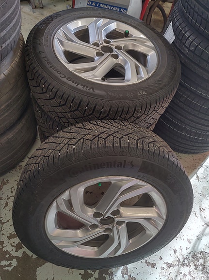 DS:n 17" Vanteet + Kitkarenkaat