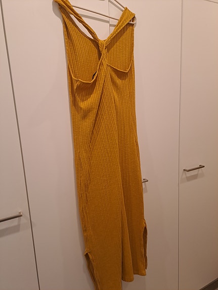 Midimekko /Midi dress