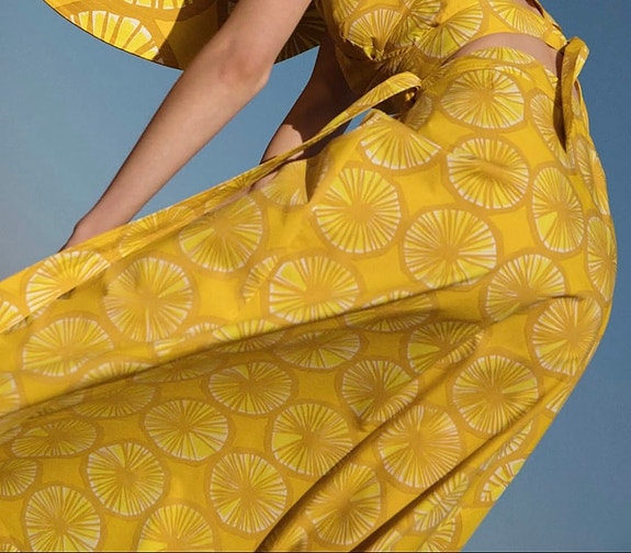 Ostetaan/vaihdetaan suurempaan Marimekko sitruuna kietaisuhame.
