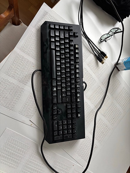 Razer BlackWidow Chroma pelinäppäimistö musta