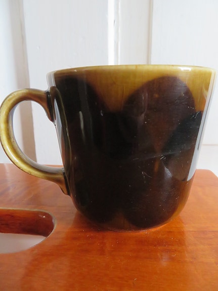 Vanha Arabian muki
