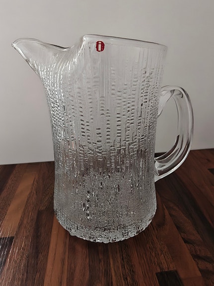 Iittala Ultima Thule kaadin