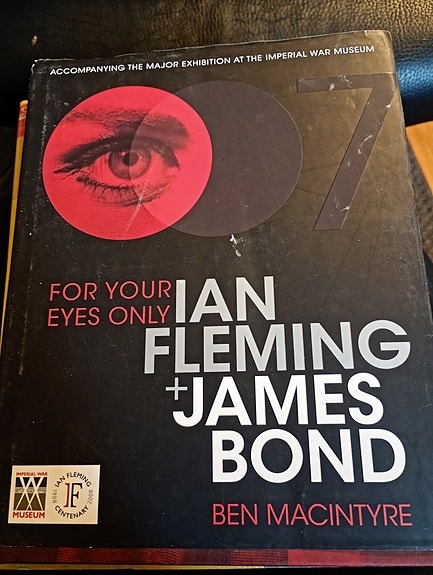 James Bond -kirjat ja James Bond-teokset englanniksi
