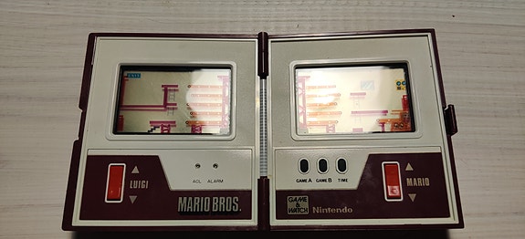 Nintendo Game & Watch  käsikonsoli
