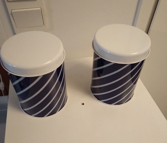 2 x Marimekko? purkki