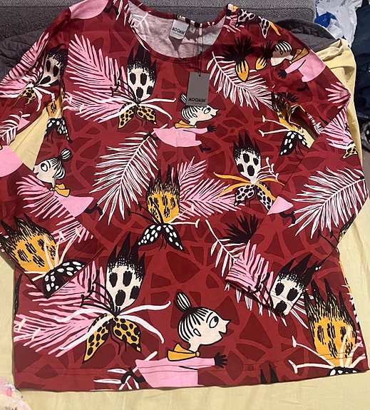 Muumi paita tai Pyjama setti koko S