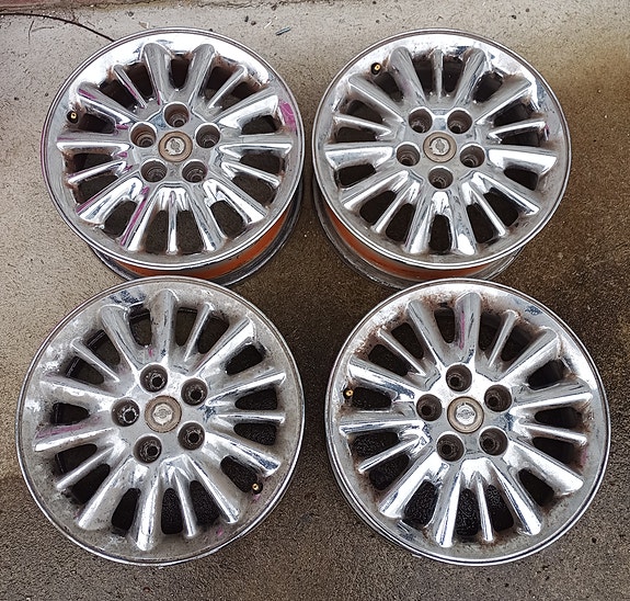 Alumiinivanteet Chrysler Grand Voyager 2004