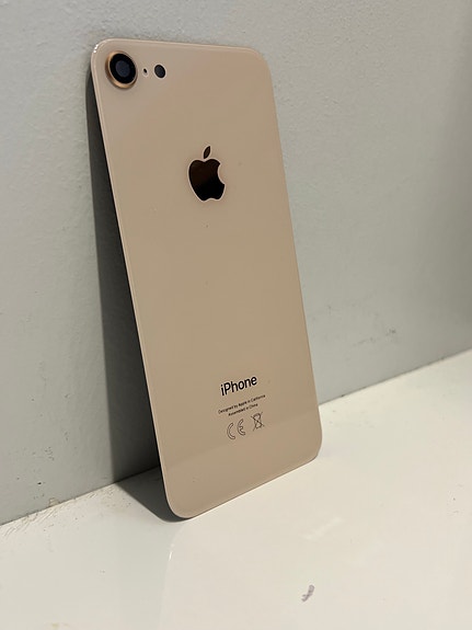 iPhone 8 takalasi (alkuperäinen, gold)