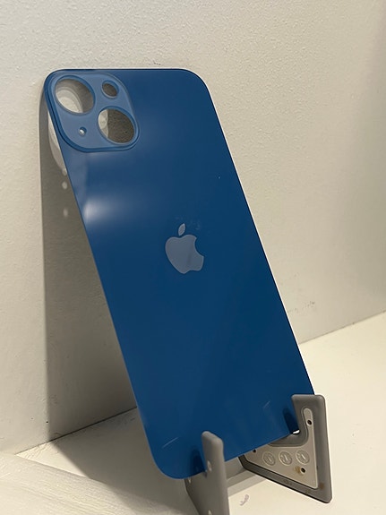 iPhone 13 + 14 takalasit (helpompi asennus)