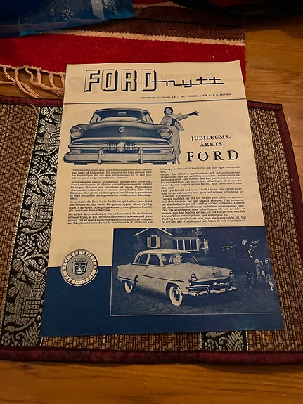 Ford Ford-nytt autolehti 1953