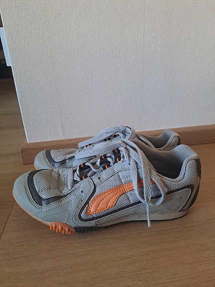 Piikkarit Puma 38