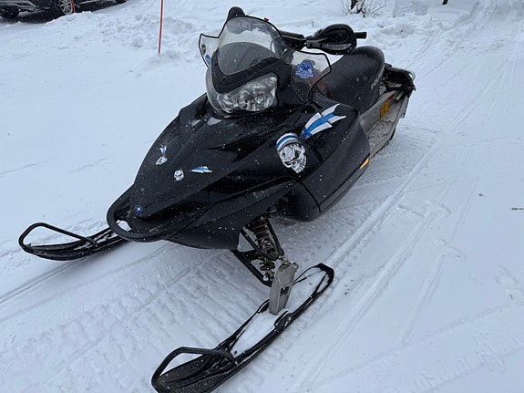 Polaris IQ600 Shift moottorikelkka