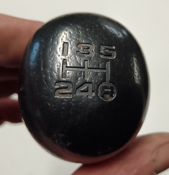 toyota corolla vaihdekepin nuppi