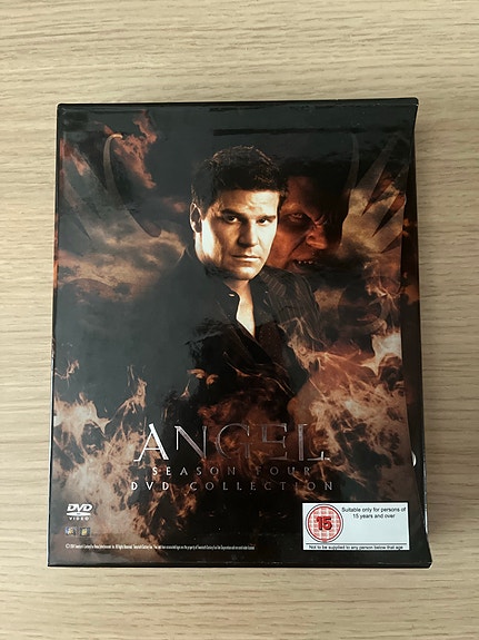 Angel season 4 dvd-boksi